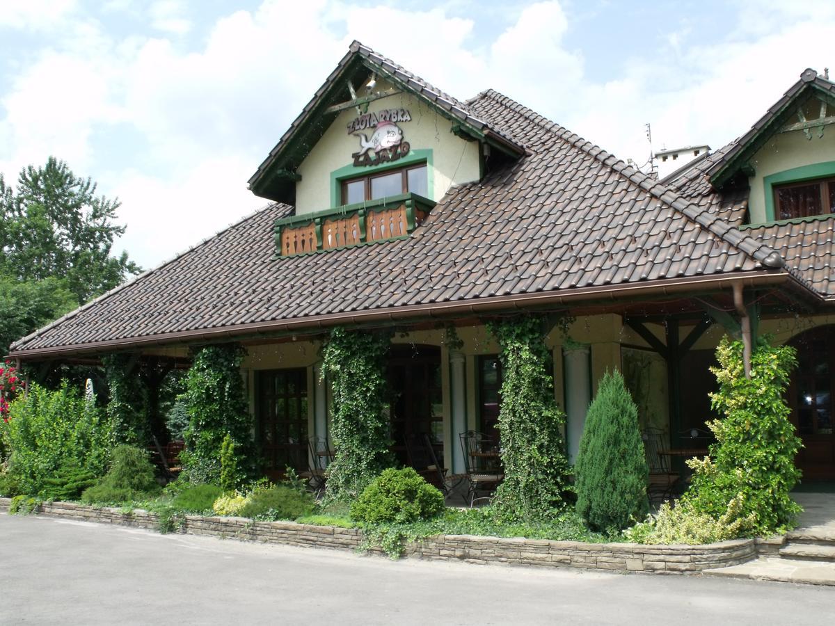 Zajazd Zlota Rybka Andrychow Exterior photo